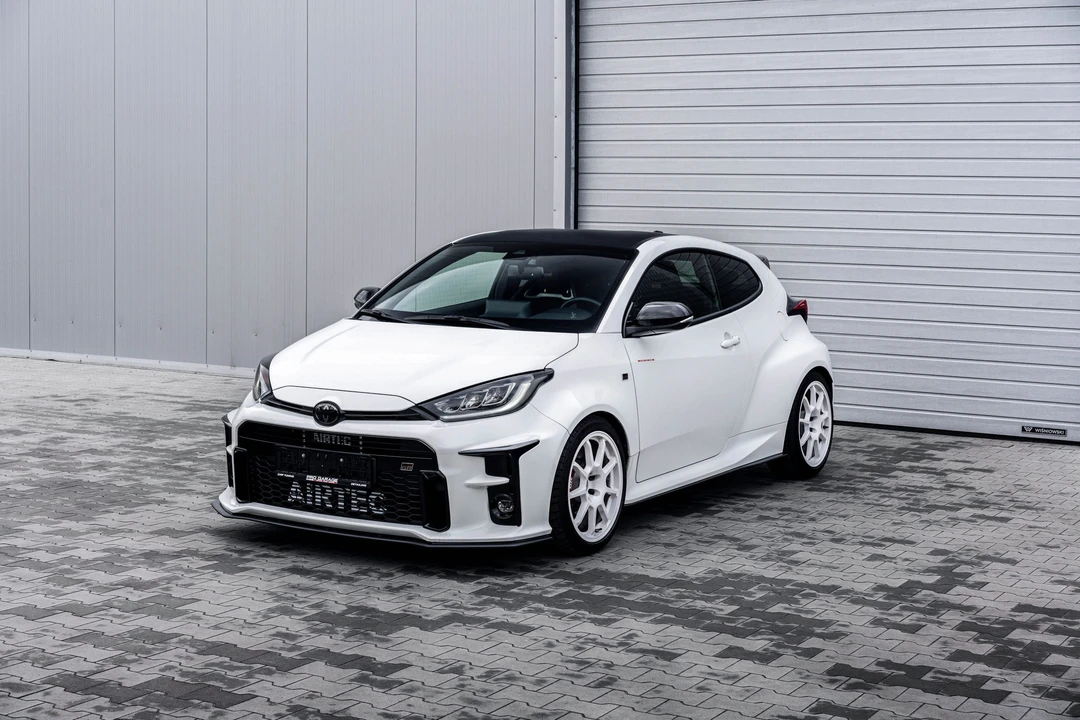 2020 Toyota Yaris - Image 12 of 31