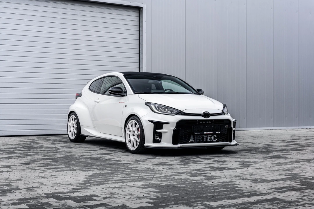 2020 Toyota Yaris - Image 16 of 31
