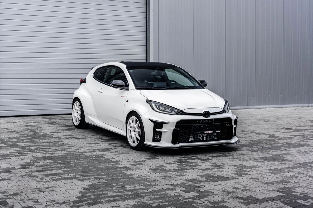 2020 Toyota Yaris - Image 18 of 31