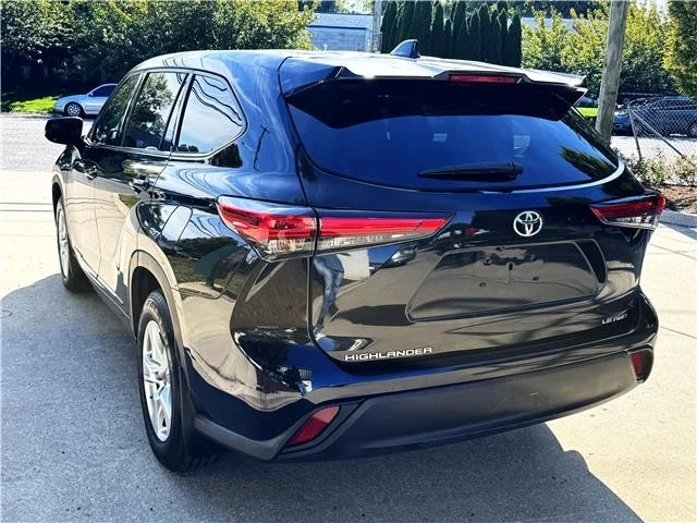 2020 Toyota Highlander - Image 5 of 21