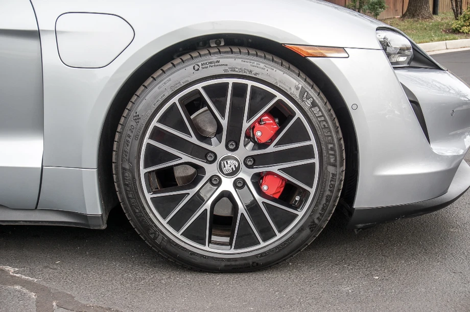 2020 Porsche Taycan 4S - Image 7 of 27