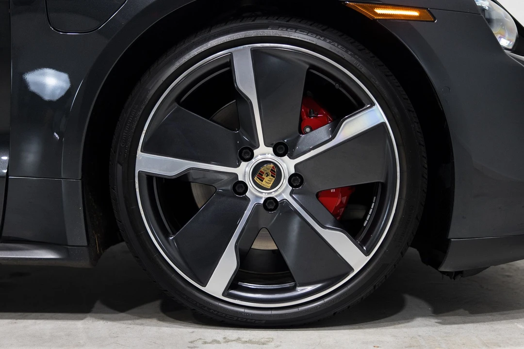 2020 Porsche Taycan 4S - Image 14 of 31