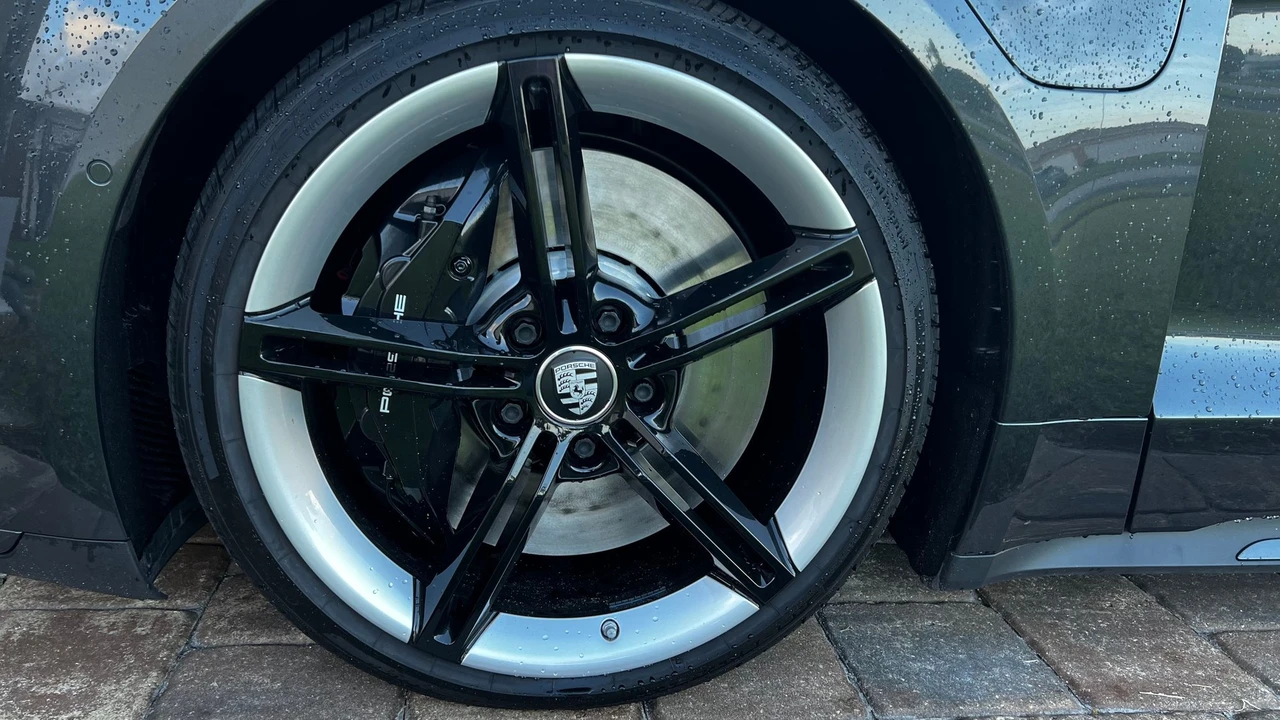 2020 Porsche Taycan Turbo - Image 5 of 9