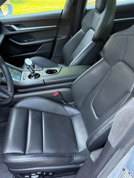 2020 Porsche Taycan Turbo - Image 24 of 30