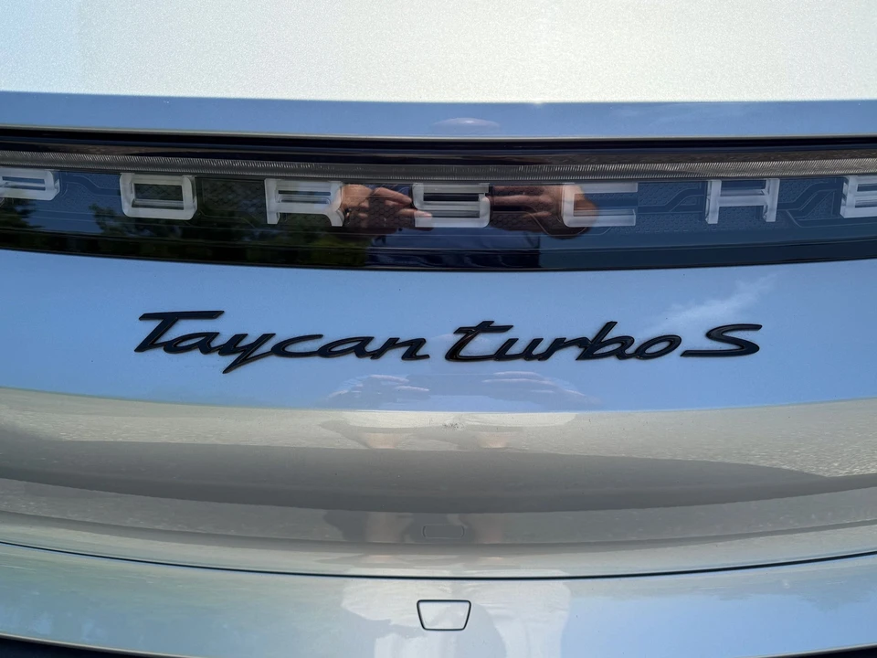 2020 Porsche Taycan Turbo - Image 19 of 30