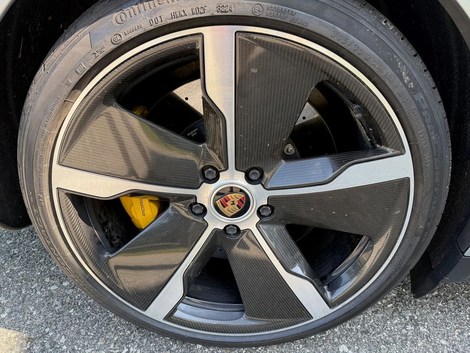 2020 Porsche Taycan Turbo - Image 15 of 30