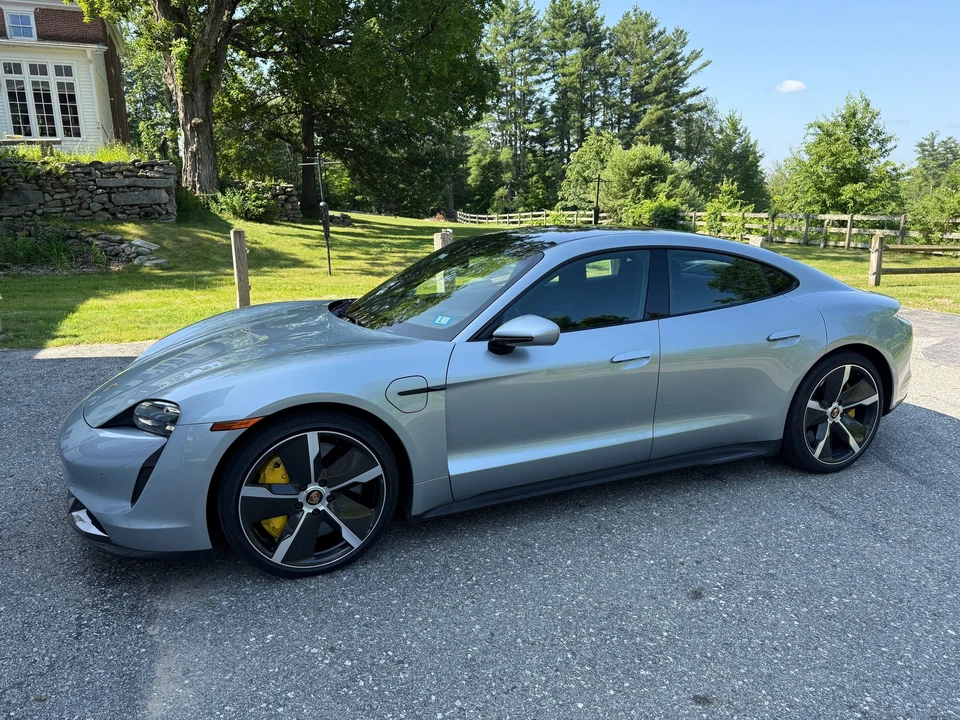 2020 Porsche Taycan Turbo - Image 5 of 30