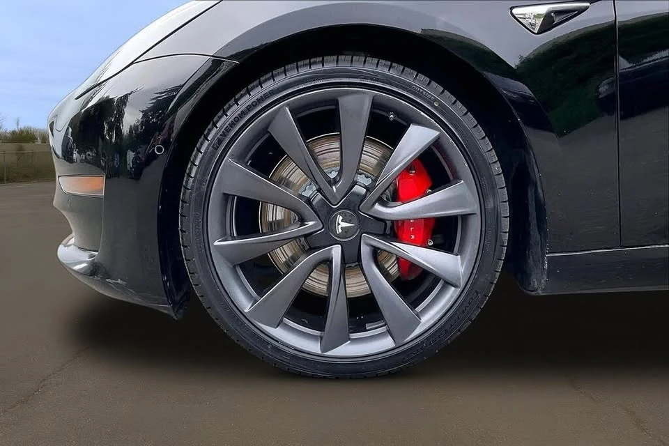 2020 Tesla Model 3 Performance - Image 8 of 21