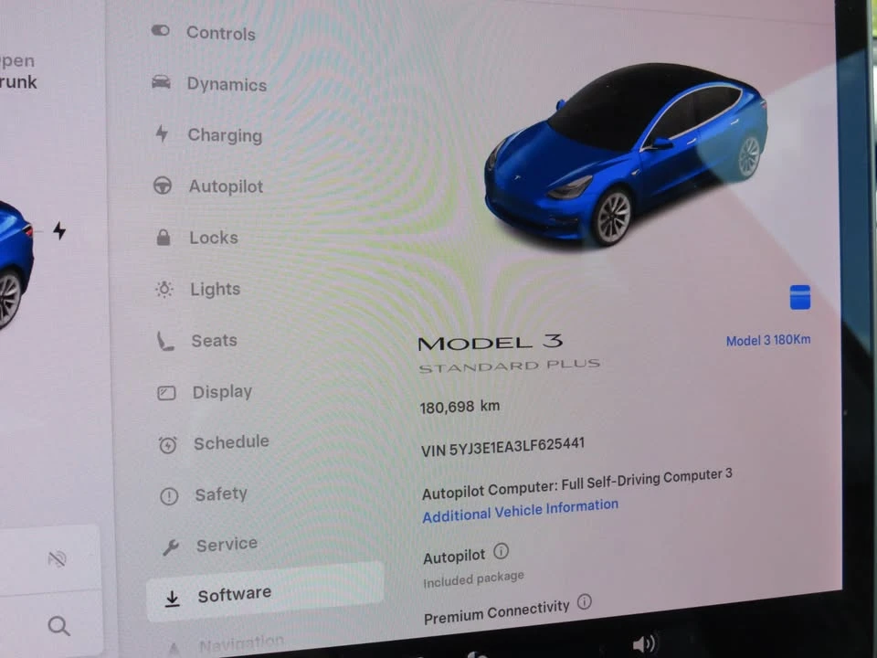 2020 Tesla Model 3 - Image 11 of 20