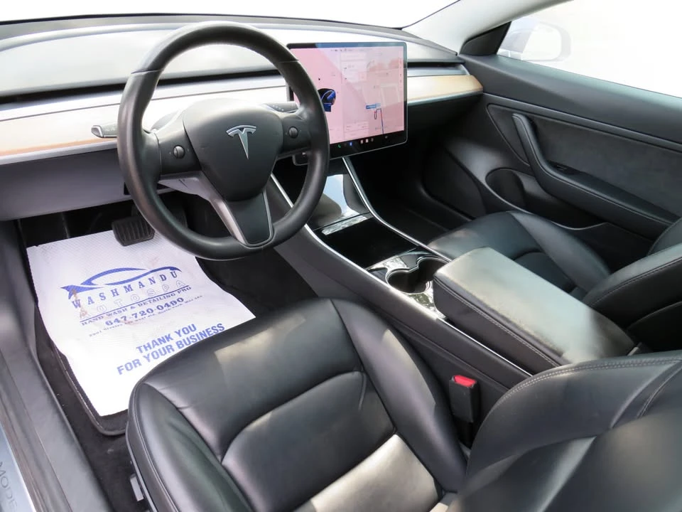 2020 Tesla Model 3 - Image 14 of 20