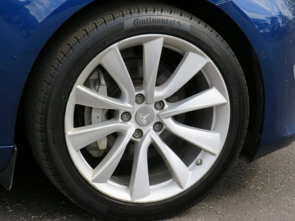 2020 Tesla Model 3 - Image 3 of 20