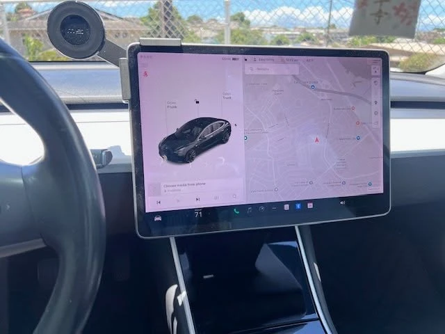 2020 Tesla Model 3 - Image 2 of 6