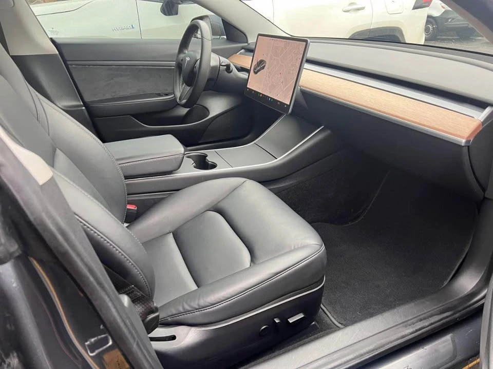 2020 Tesla Model 3 - Image 10 of 15