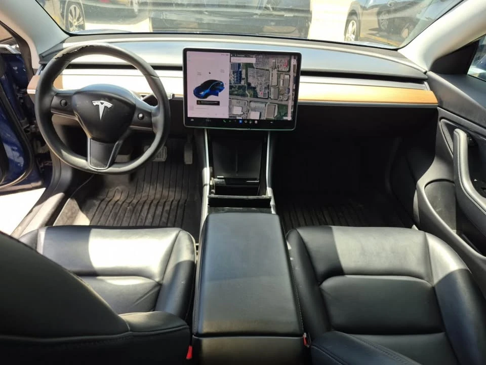 2020 Tesla Model 3 - Image 3 of 4