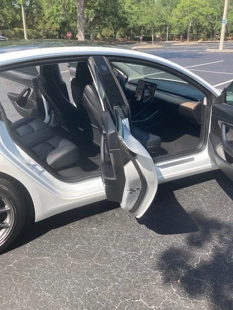 2020 Tesla Model 3 - Image 13 of 21