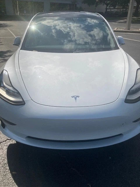 2020 Tesla Model 3 - Image 2 of 21