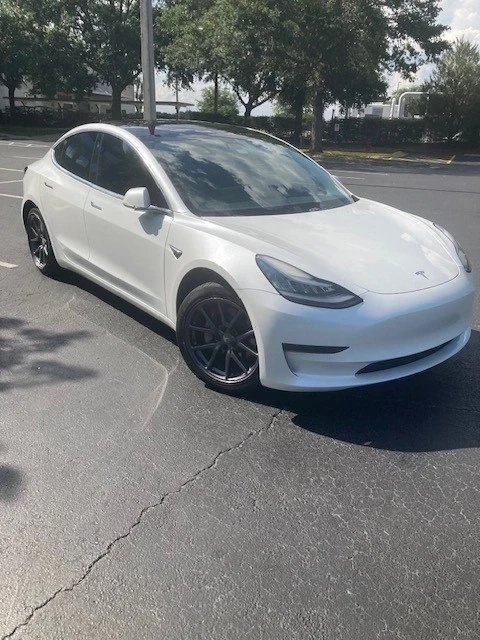 2020 Tesla Model 3 - Image 4 of 21