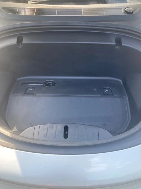 2020 Tesla Model 3 - Image 9 of 21