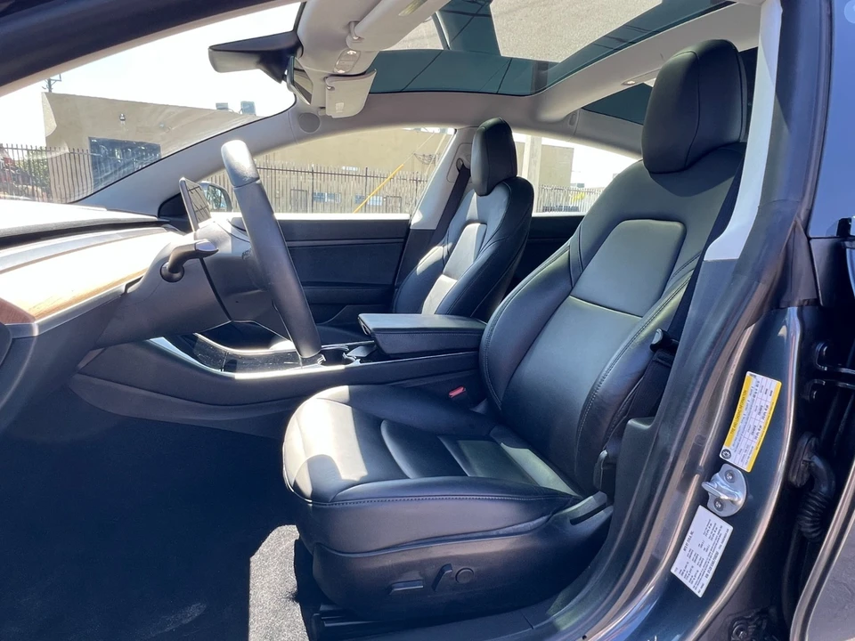 2020 Tesla Model 3 - Image 14 of 21