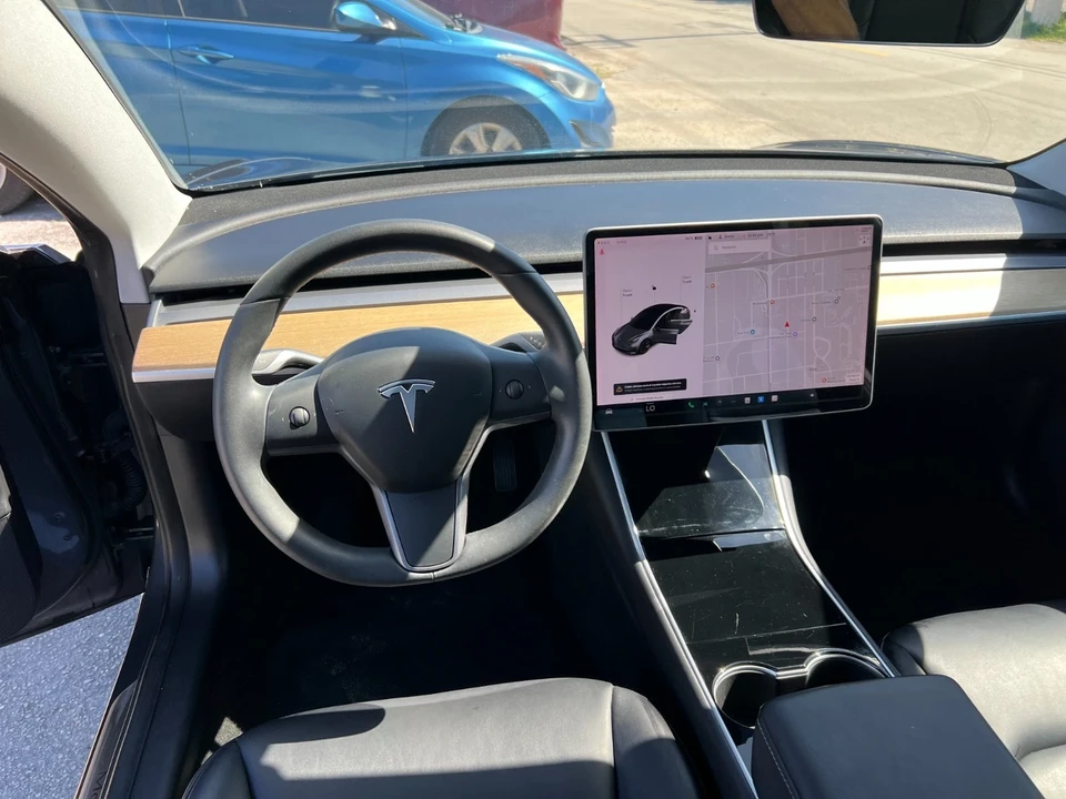 2020 Tesla Model 3 - Image 19 of 21