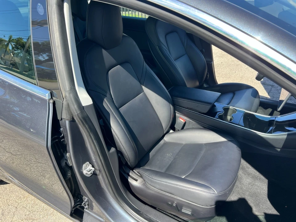 2020 Tesla Model 3 - Image 17 of 21