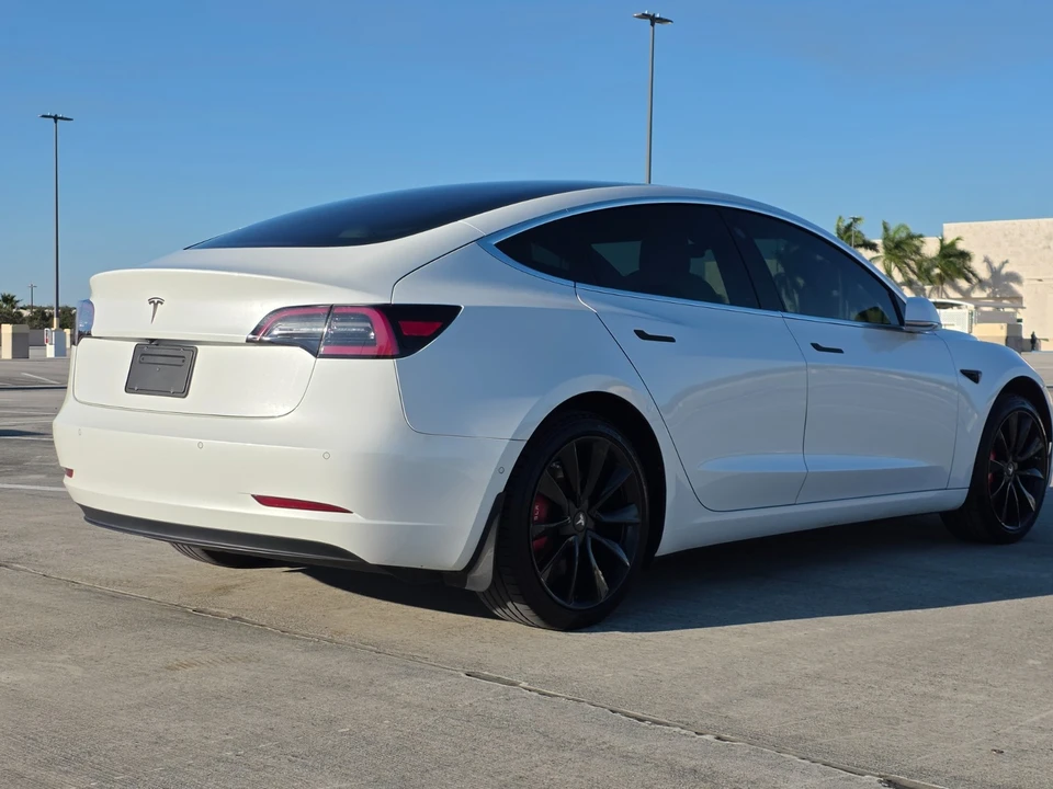 2020 Tesla Model 3 - Image 14 of 21