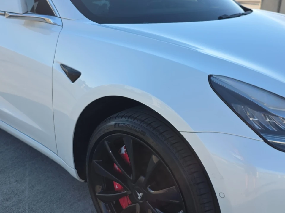 2020 Tesla Model 3 - Image 20 of 21