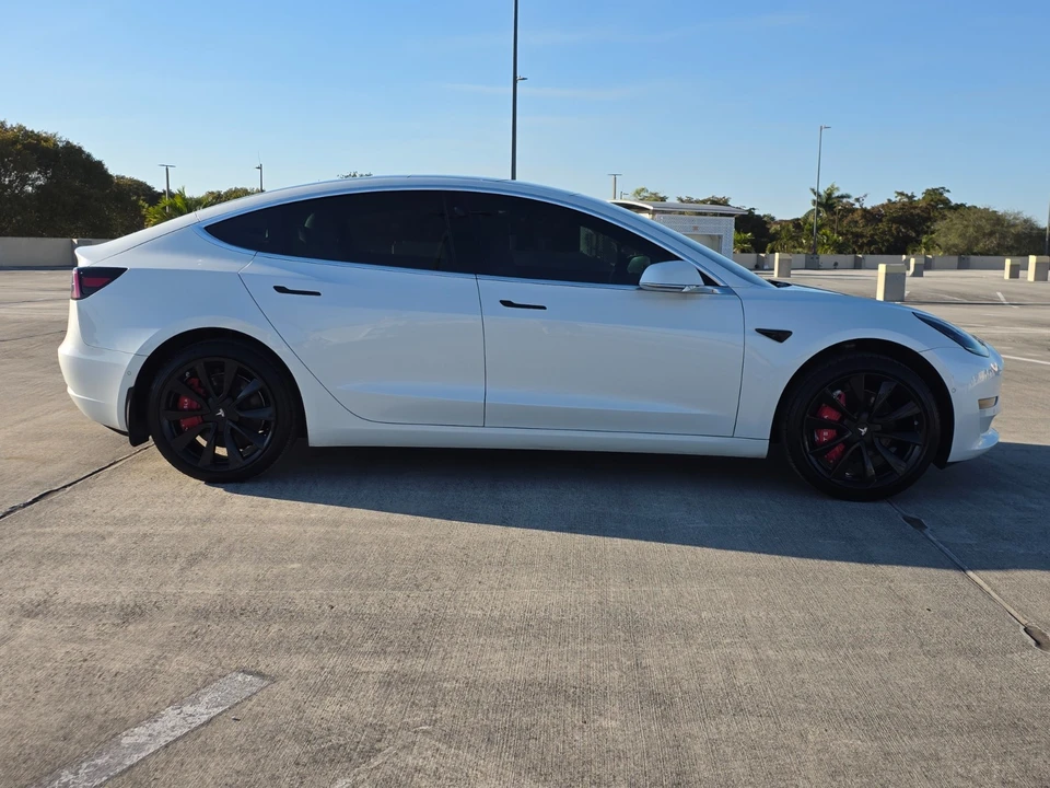 2020 Tesla Model 3 - Image 16 of 21