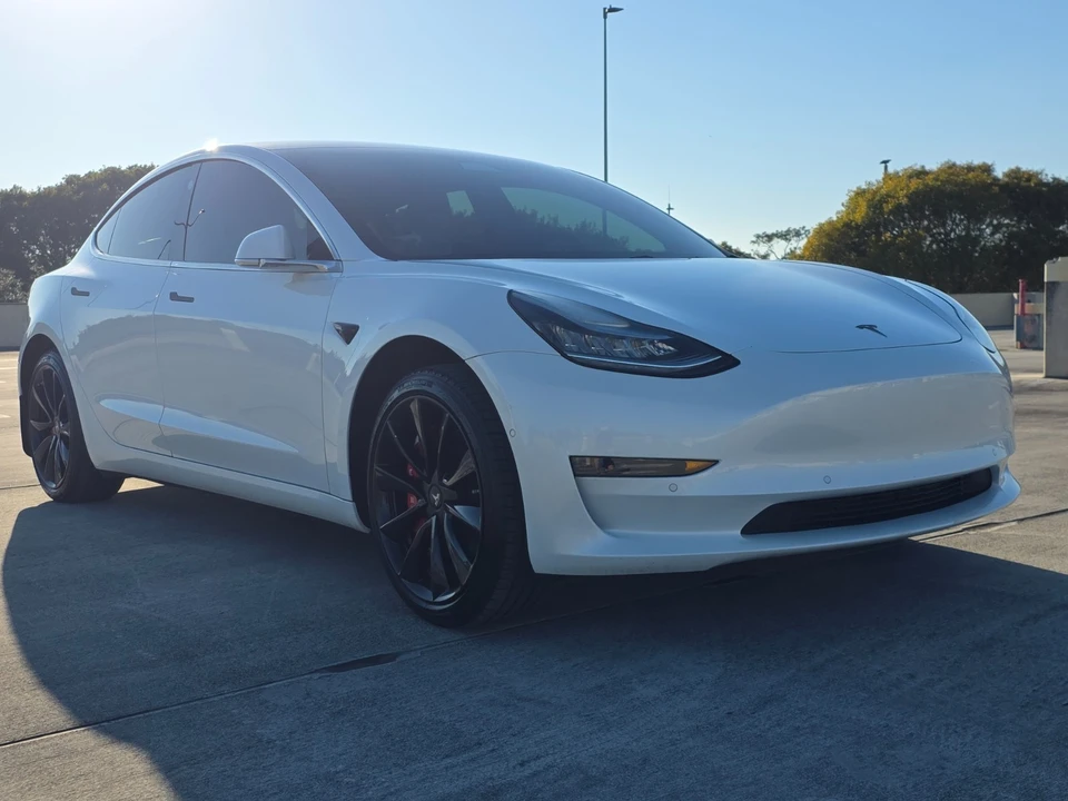 2020 Tesla Model 3 - Image 18 of 21