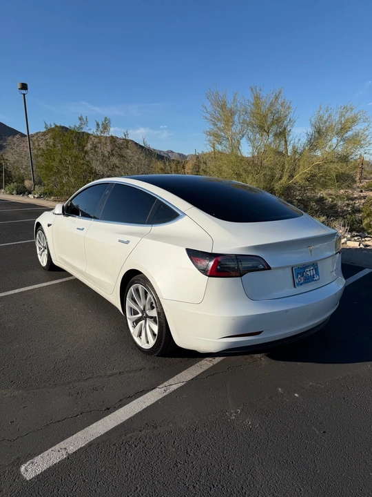 2020 Tesla Model 3 - Image 4 of 16