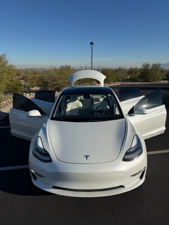 2020 Tesla Model 3 - Image 6 of 16