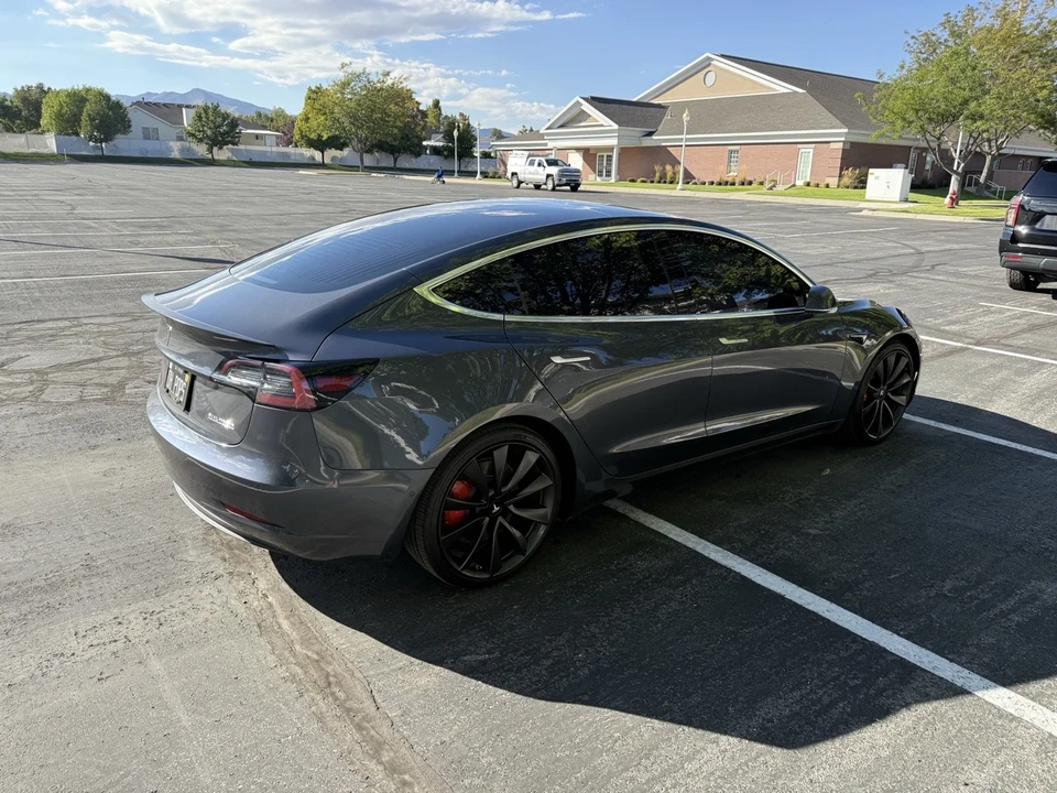 2020 Tesla Model 3 - Image 5 of 20