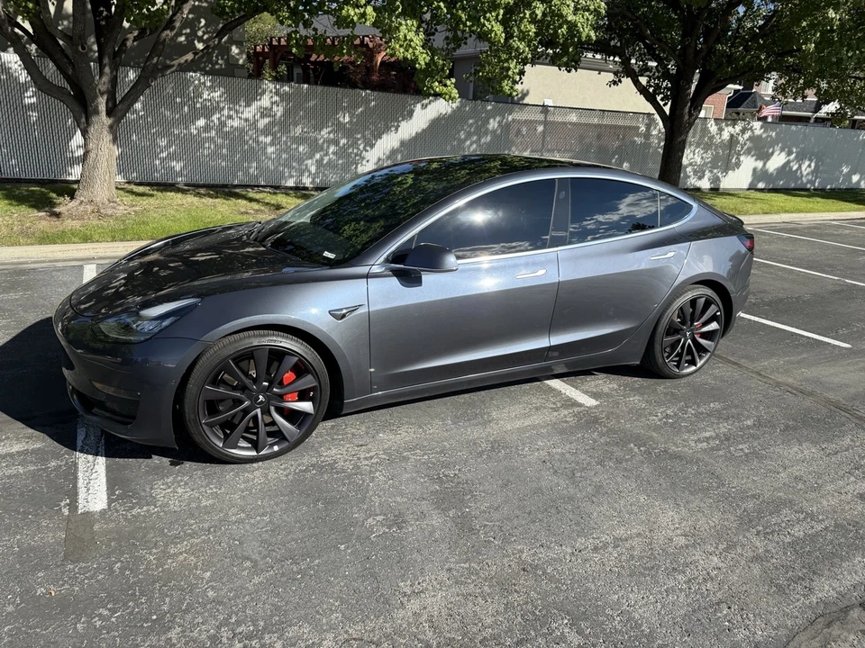 2020 Tesla Model 3 - Image 9 of 20