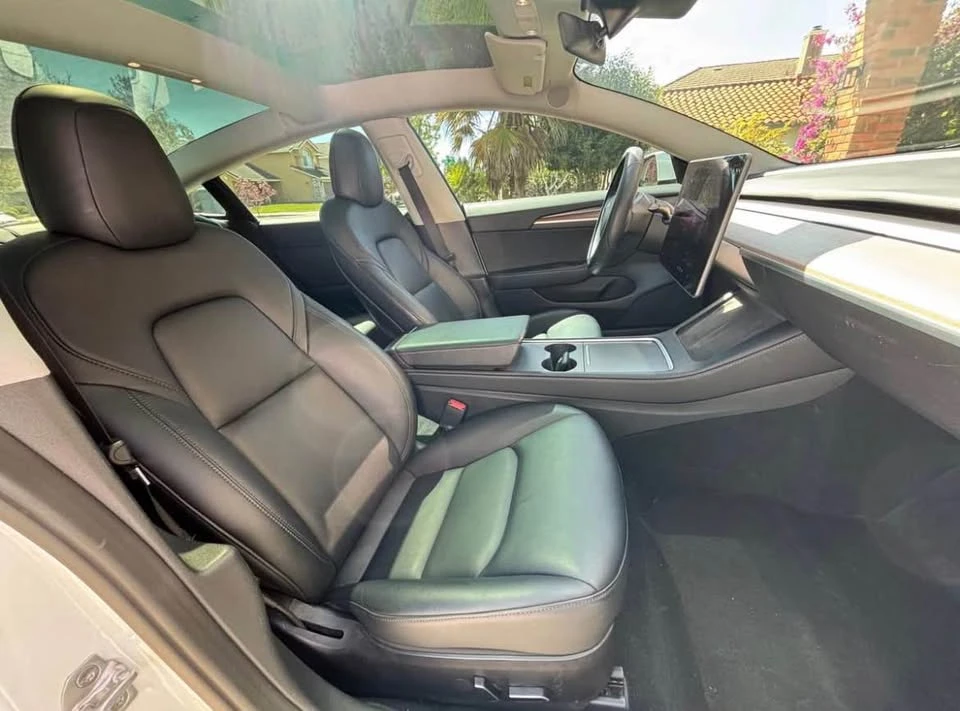 2020 Tesla Model 3 - Image 8 of 11
