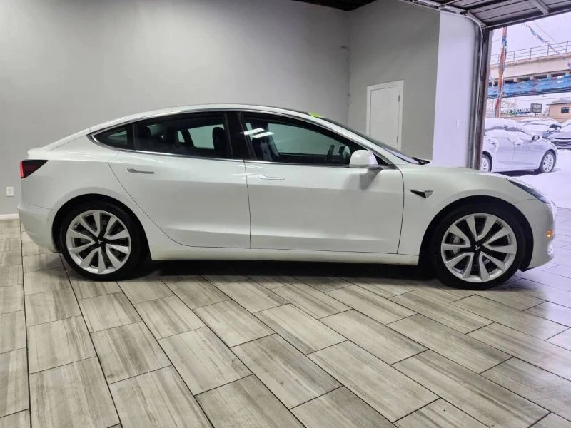 2020 Tesla Model 3 - Image 6 of 12