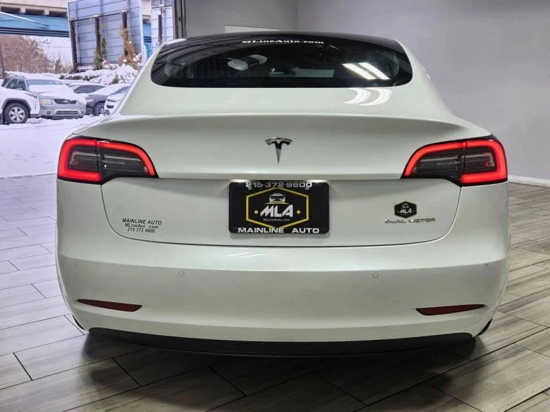 2020 Tesla Model 3 - Image 4 of 12