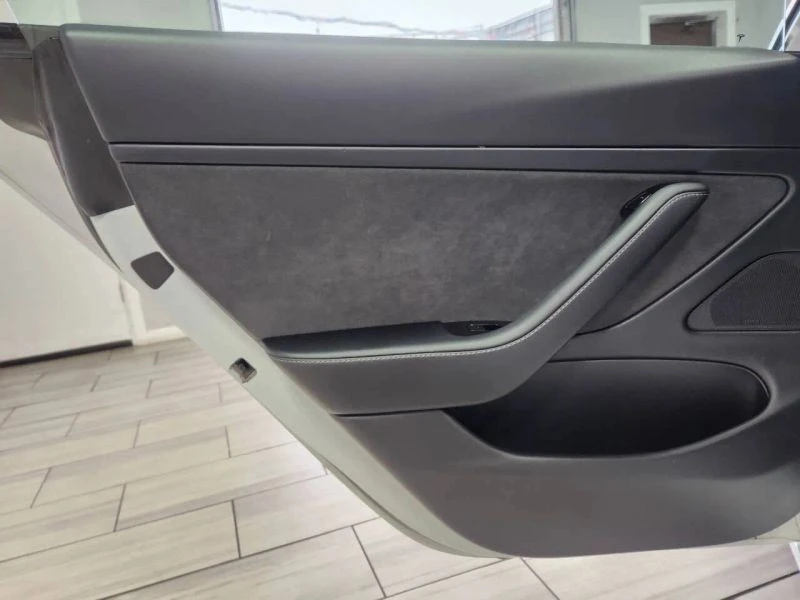 2020 Tesla Model 3 - Image 12 of 12