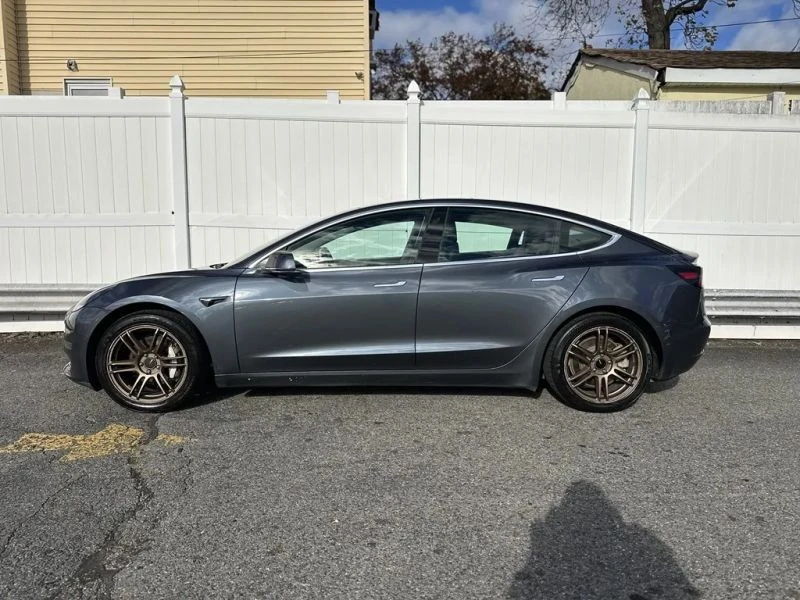 2020 Tesla Model 3 - Image 4 of 12