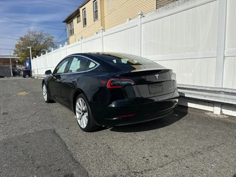 2020 Tesla Model 3 - Image 5 of 12