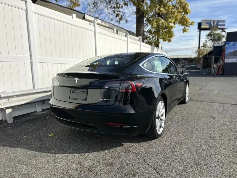 2020 Tesla Model 3 - Image 7 of 12