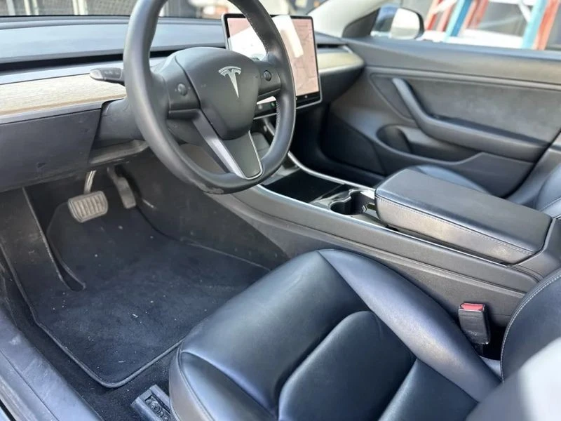 2020 Tesla Model 3 - Image 10 of 12