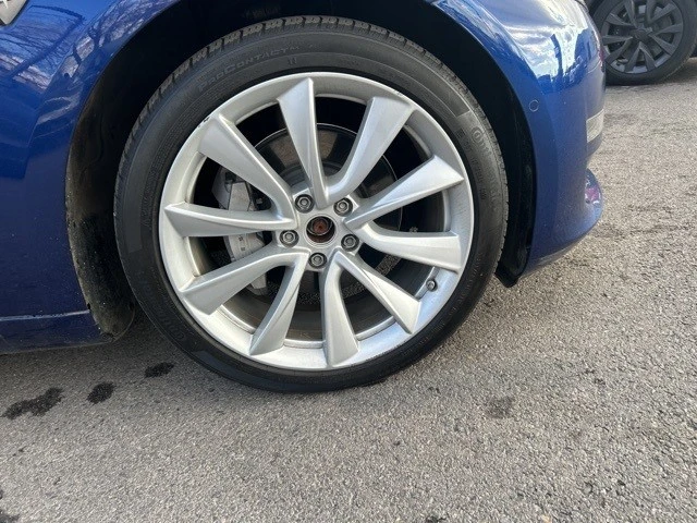 2020 Tesla Model 3 - Image 10 of 21