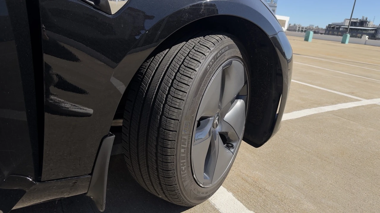 2020 Tesla Model 3 - Image 13 of 21