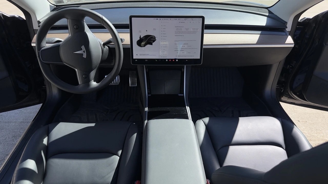 2020 Tesla Model 3 - Image 20 of 21