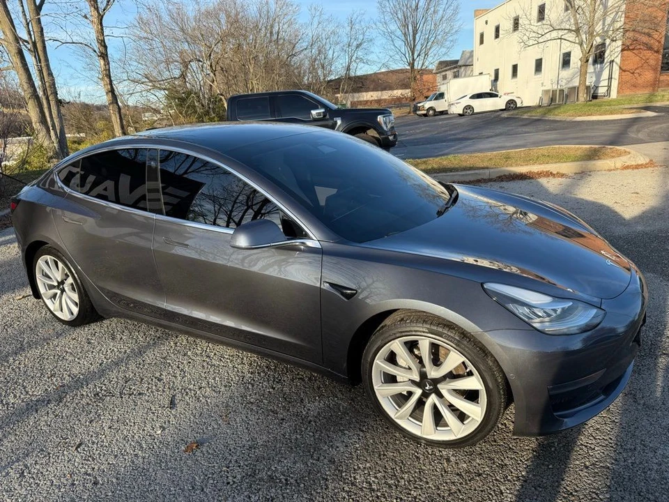 2020 Tesla Model 3 - Image 3 of 12