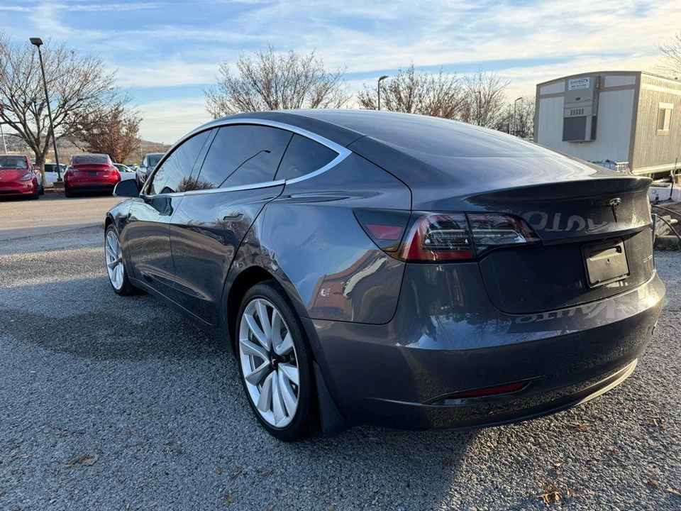 2020 Tesla Model 3 - Image 6 of 12