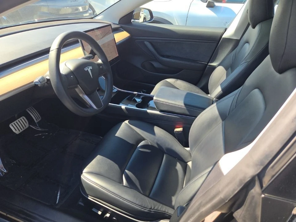 2020 Tesla Model 3 - Image 3 of 6