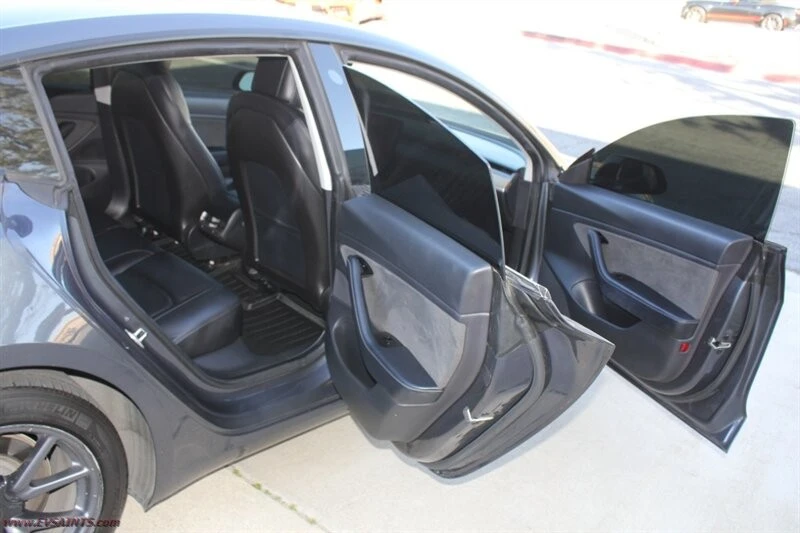 2020 Tesla Model 3 - Image 9 of 21