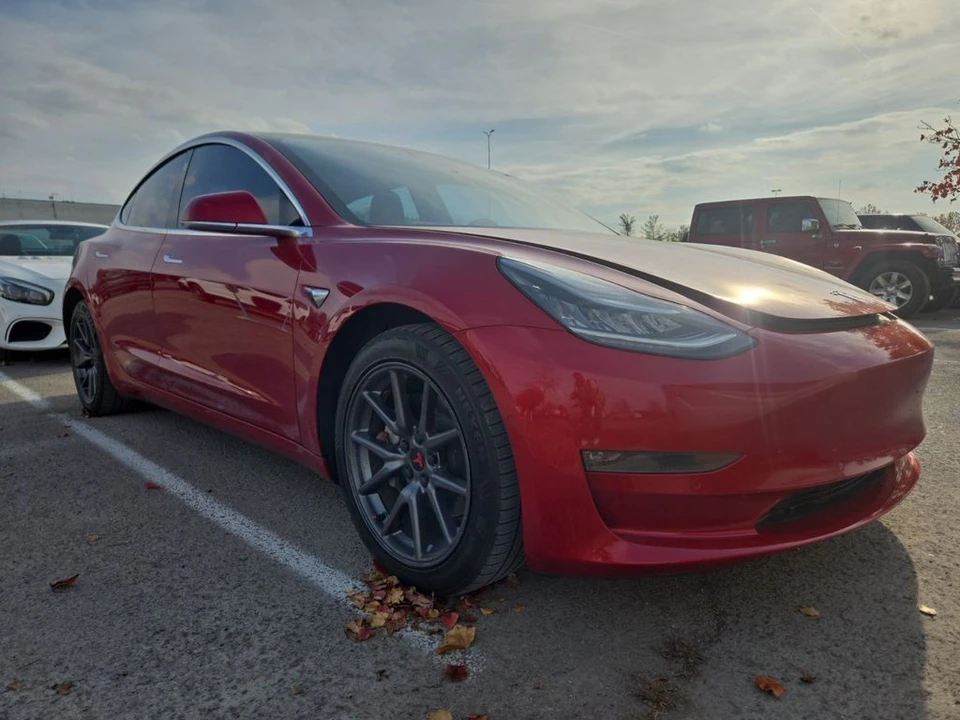 2020 Tesla Model 3 - Image 4 of 9