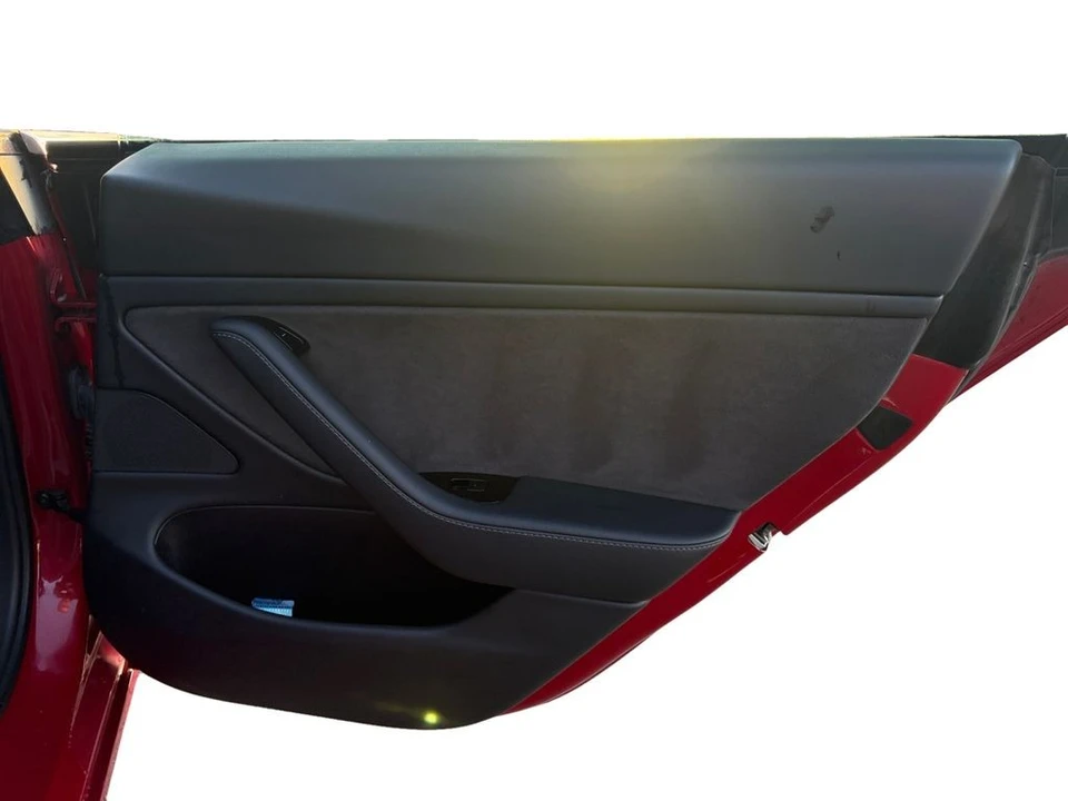 2020 Tesla Model 3 - Image 17 of 21